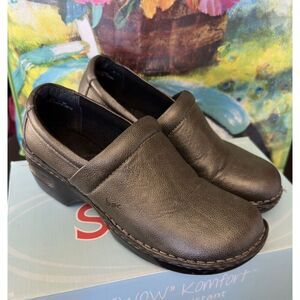 BOC Born Concept Clogs Women's SZ 8.5 M Brown Leather Slip On Comfort Shoes.
